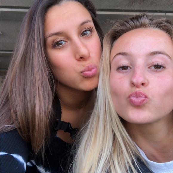 Meet your Posher, Jenna - Picture 1 of 1